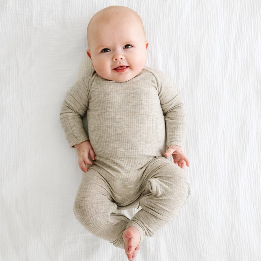 Sleep Little Sleepies Zippies | Meet The Crescent Zippy