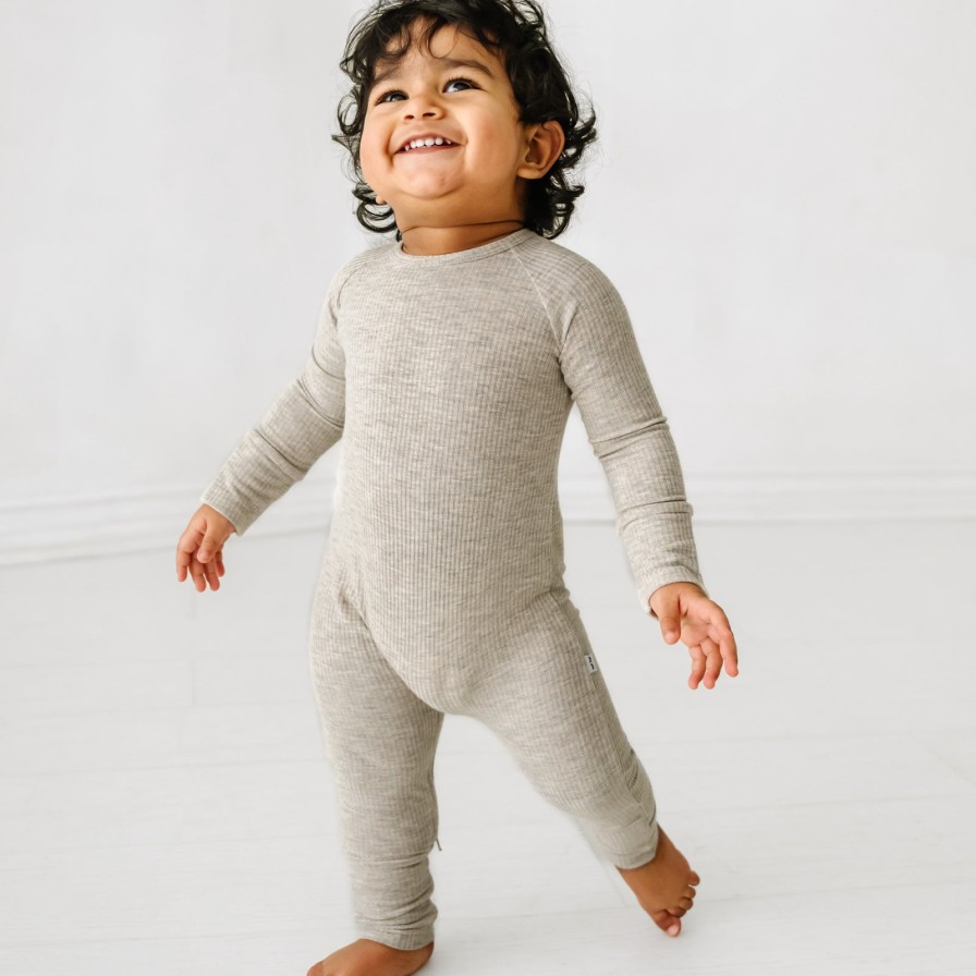 Sleep Little Sleepies Zippies | Meet The Crescent Zippy