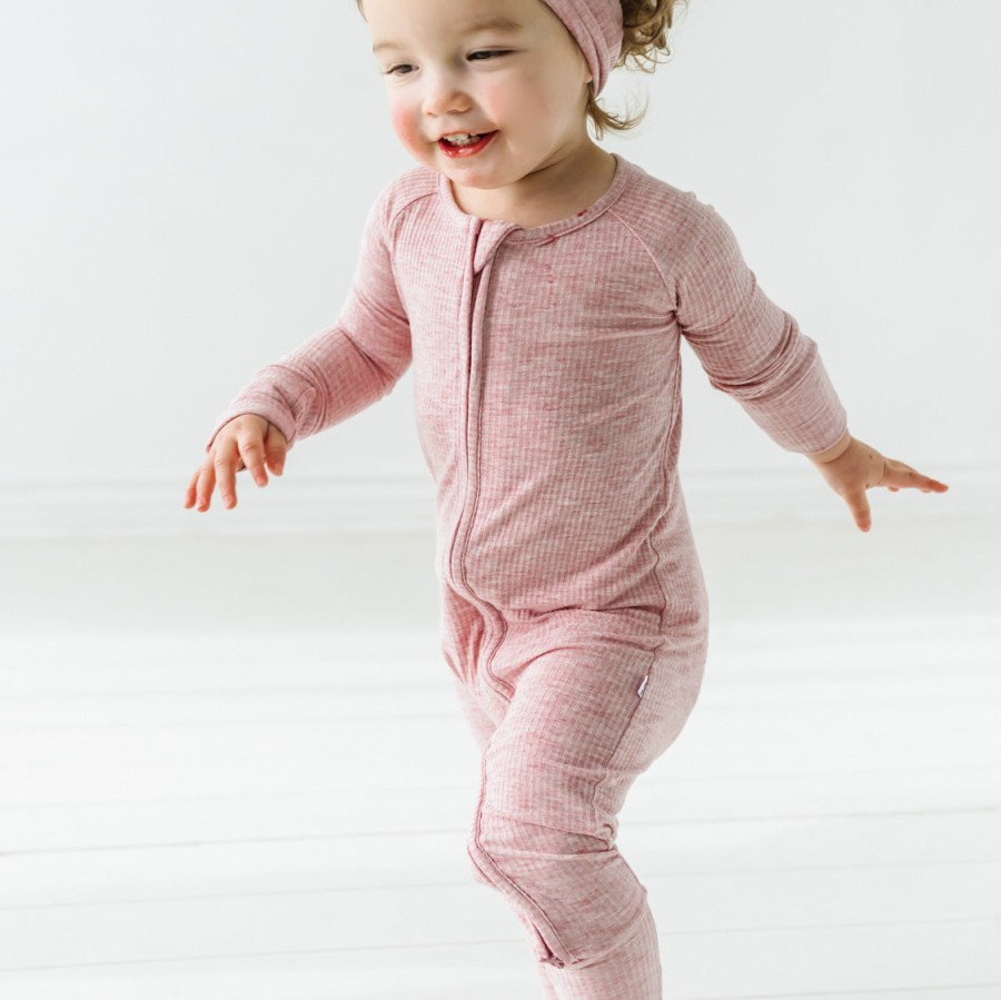 Sleep Little Sleepies Zippies | Meet The Zippy