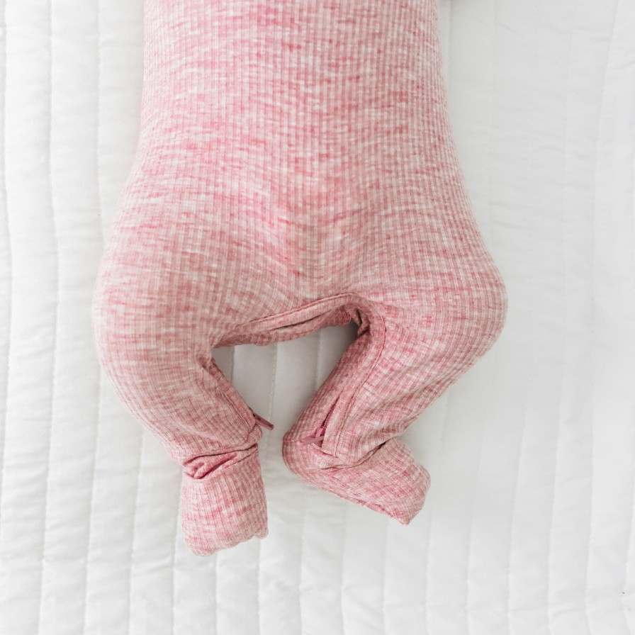 Sleep Little Sleepies Zippies | Meet The Crescent Zippy