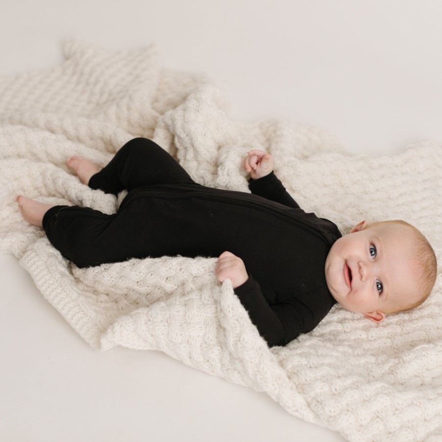 Sleep Little Sleepies Zippies | Meet The Zippy