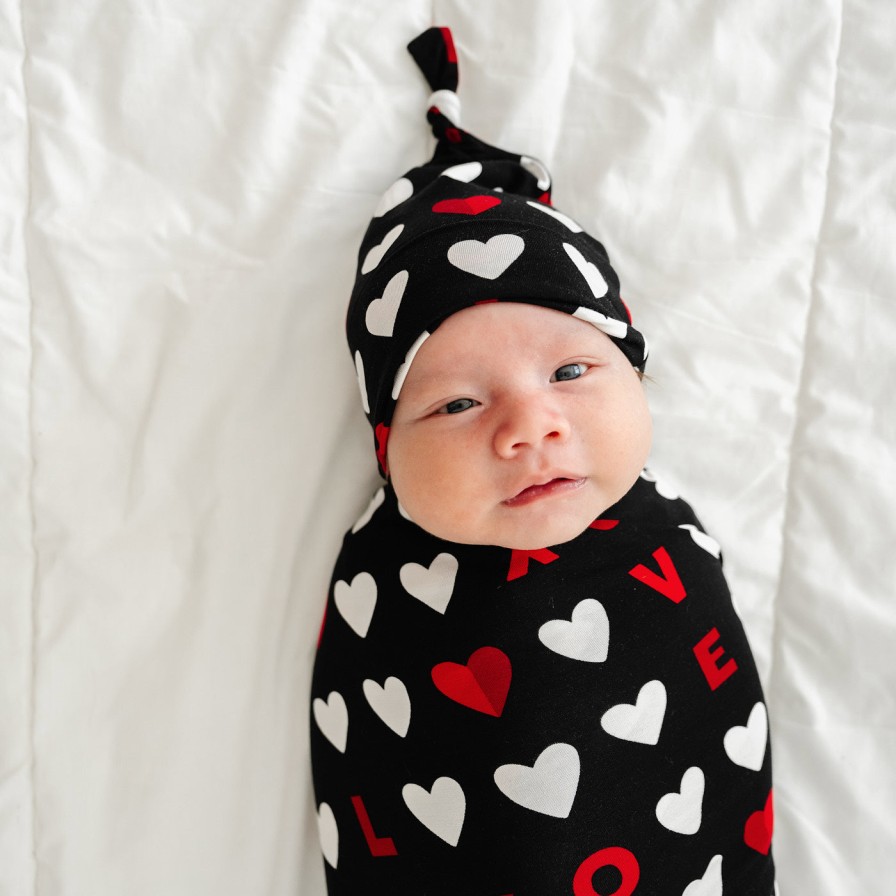 Sleep Little Sleepies Layette | Black Xoxo Swaddle & Hat Set Main Section