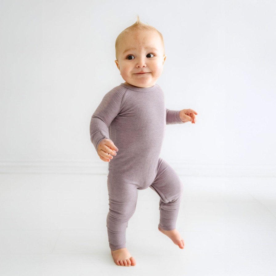 Sleep Little Sleepies Zippies | Meet The Crescent Zippy