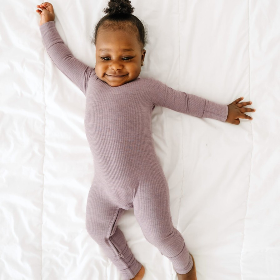 Sleep Little Sleepies Zippies | Meet The Crescent Zippy