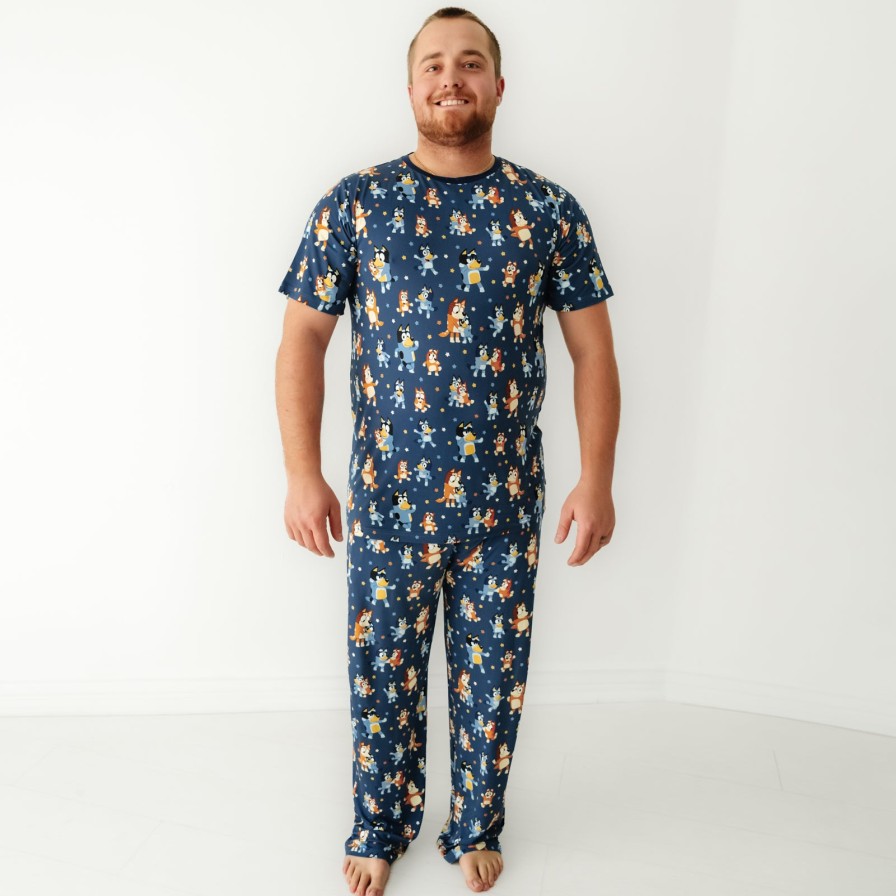 Adult Little Sleepies Men'S Pajamas | Bluey Dance Mode Men'S Short Sleeve Pajama Top Main Section