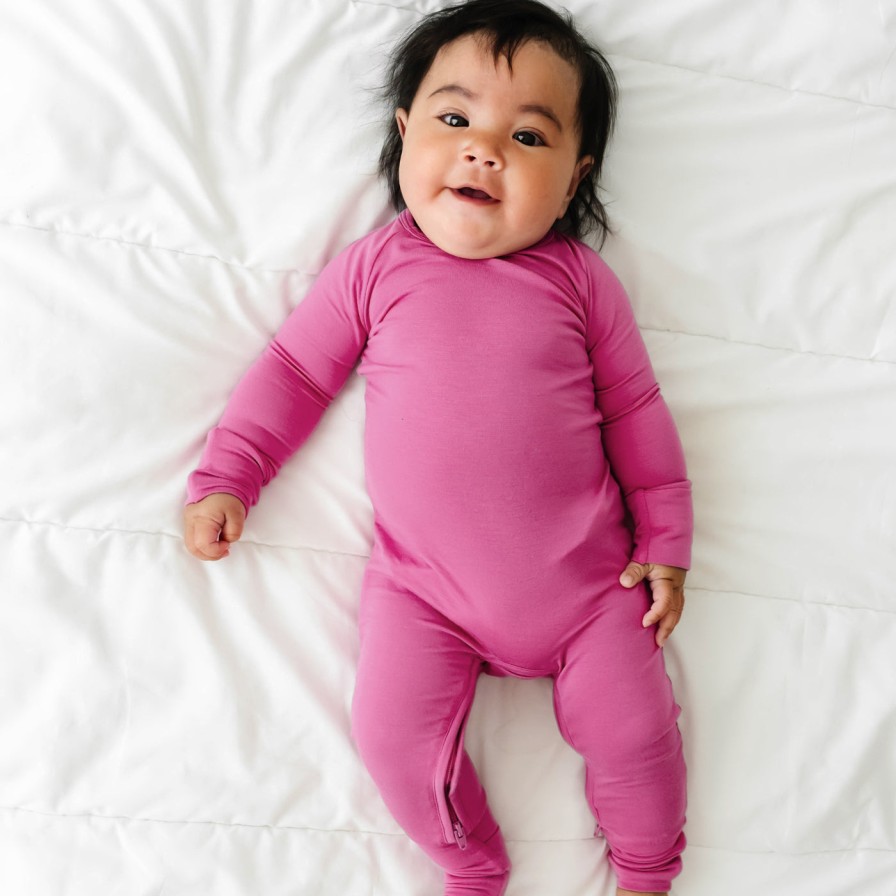 Sleep Little Sleepies Zippies | Meet The Crescent Zippy