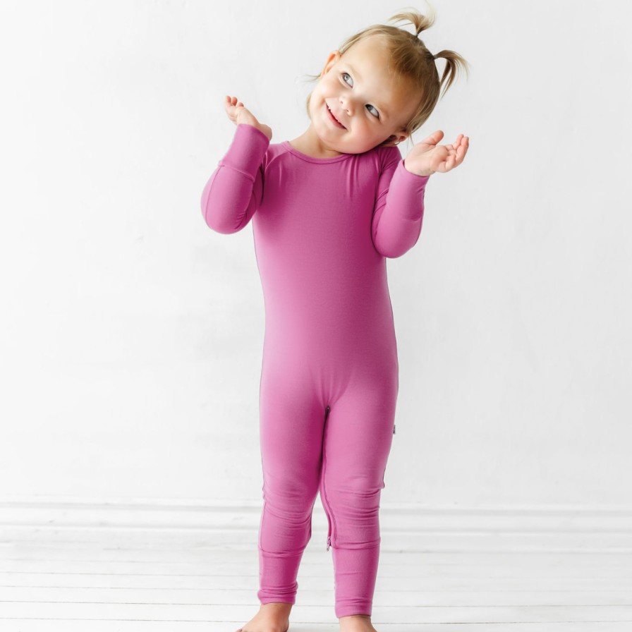 Sleep Little Sleepies Zippies | Meet The Crescent Zippy