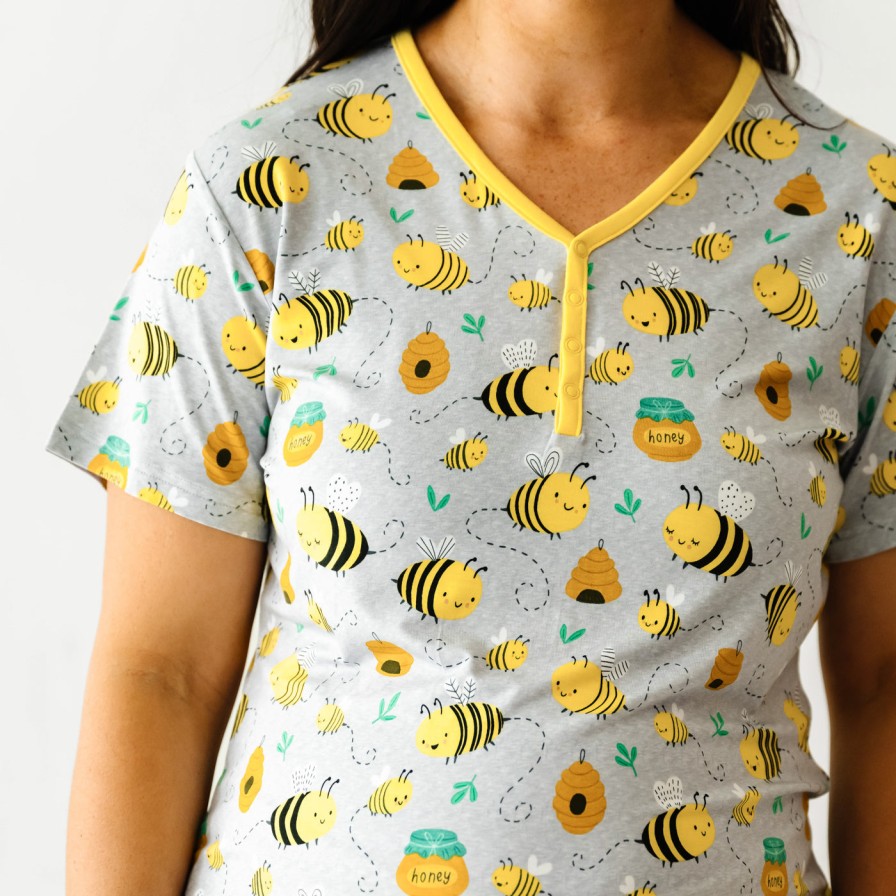 Adult Little Sleepies Women'S Pajamas | Bee Happy Women'S Short Sleeve Pajama Top Main Section