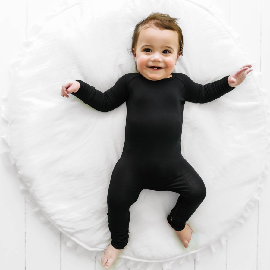 Sleep Little Sleepies Zippies | Meet The Crescent Zippy