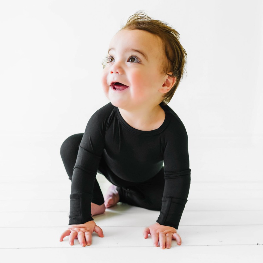 Sleep Little Sleepies Zippies | Meet The Crescent Zippy