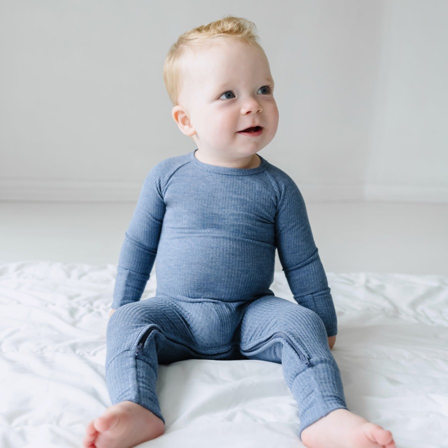 Sleep Little Sleepies Zippies | Meet The Crescent Zippy